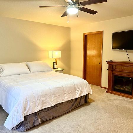 Meadow Landing Apartment Три Ривърс Екстериор снимка
